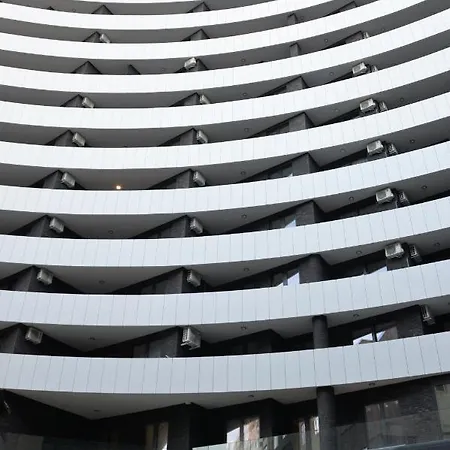 Pupin Palata Business B5 アパート ノヴィ・サド